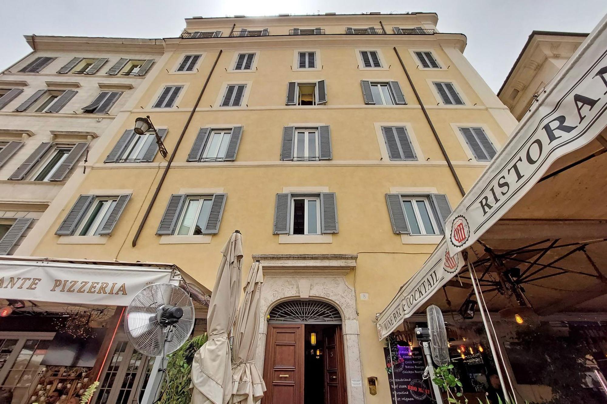Апартаменты Ych-Magnifica Residenza A Campo De Fiori Рим Экстерьер фото